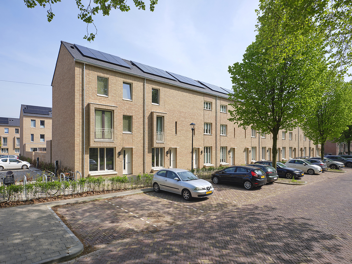 GLOUDEMANS artikel De paradoxen van het tenderen - editie 4